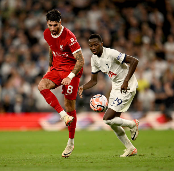 高诗岩的出 高诗岩的出