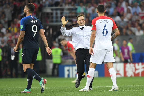 维尼修斯作 维尼修斯作