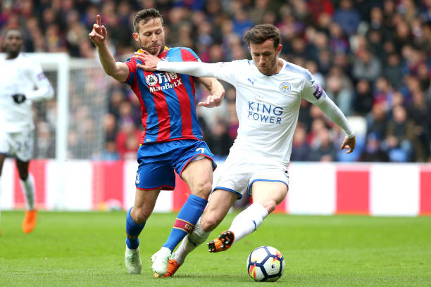 場上演繹他 場上演繹他