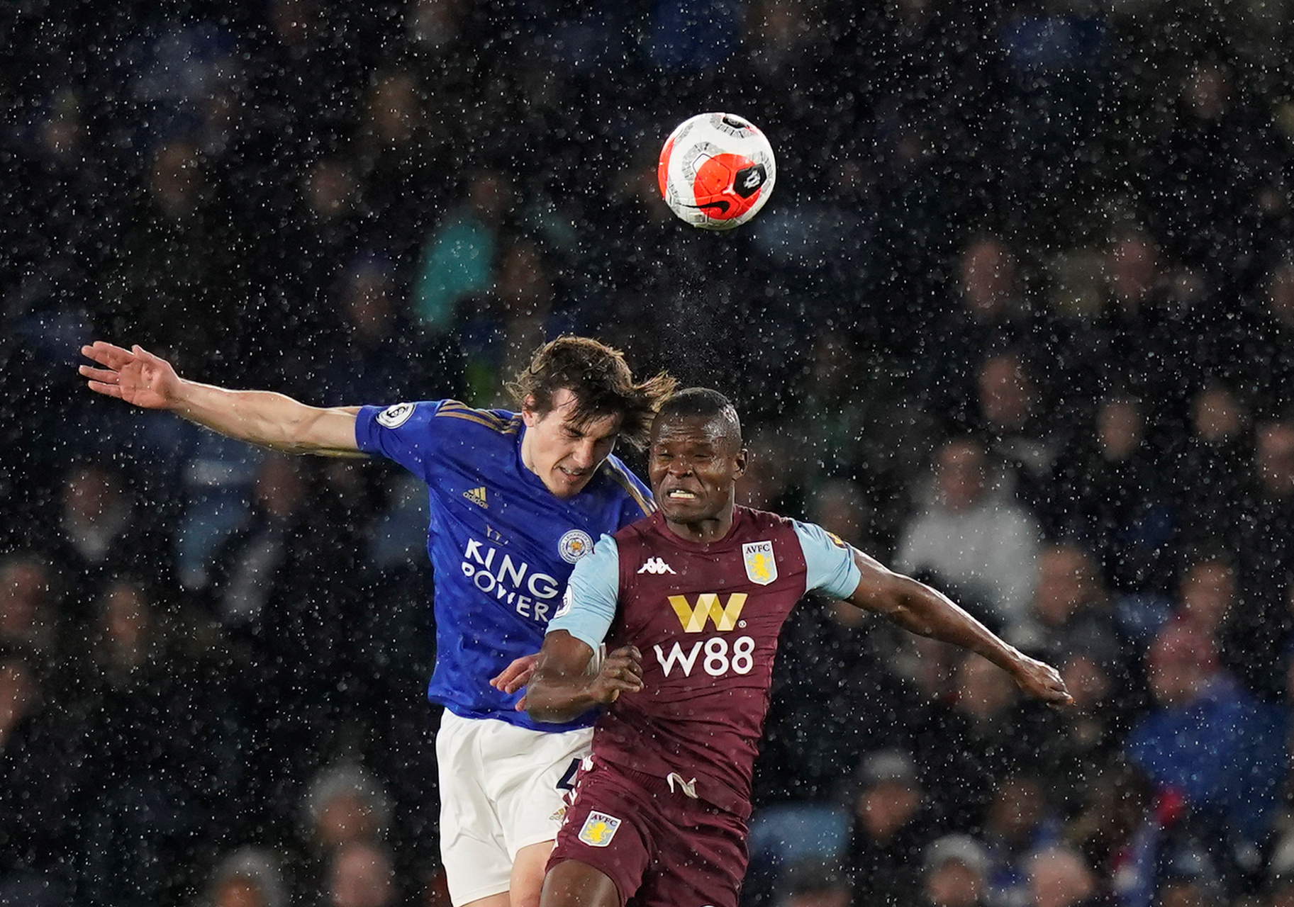 艺超群且风 艺超群且风